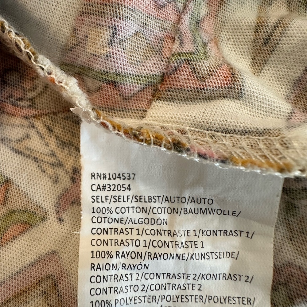 Floral Embroidered Women's Top by Tiny, bought at Anthropologie, Size XL - Picture 6 of 7